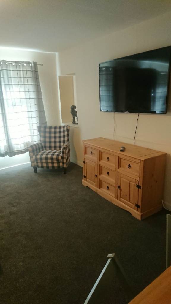 2 bedroom furnished