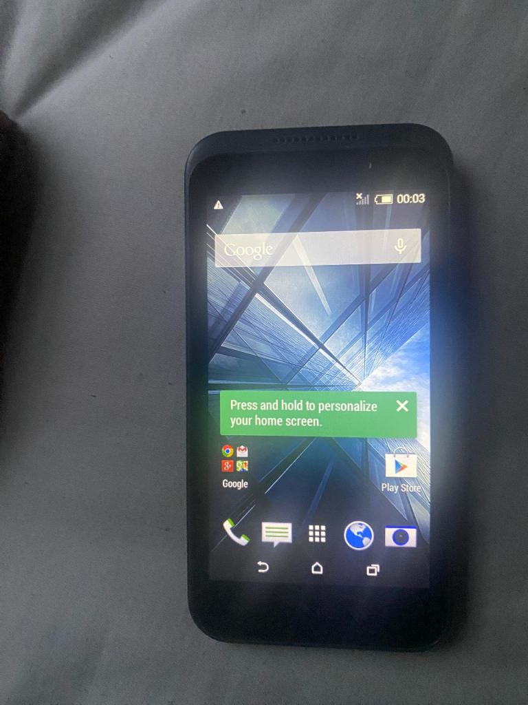 HTC 320 Mobile phone + Charger