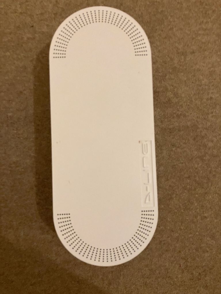 D-line cable box