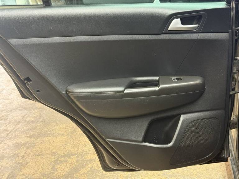 2016 Kia Sportage 1.7 CRDi 2 SUV 5dr Diesel Manual Euro 6 (s/s) (114 bhp) ESTATE Diesel Manual