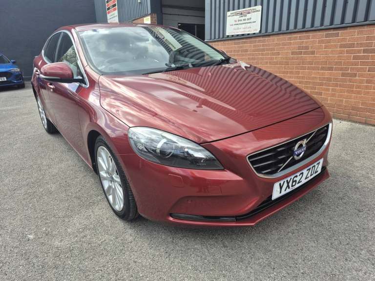 2012 Volvo V40 2.0 D3 SE Lux Hatchback Diesel Manual