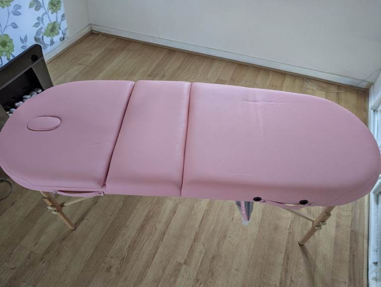 Heavy-duty Pink foldable Massage table