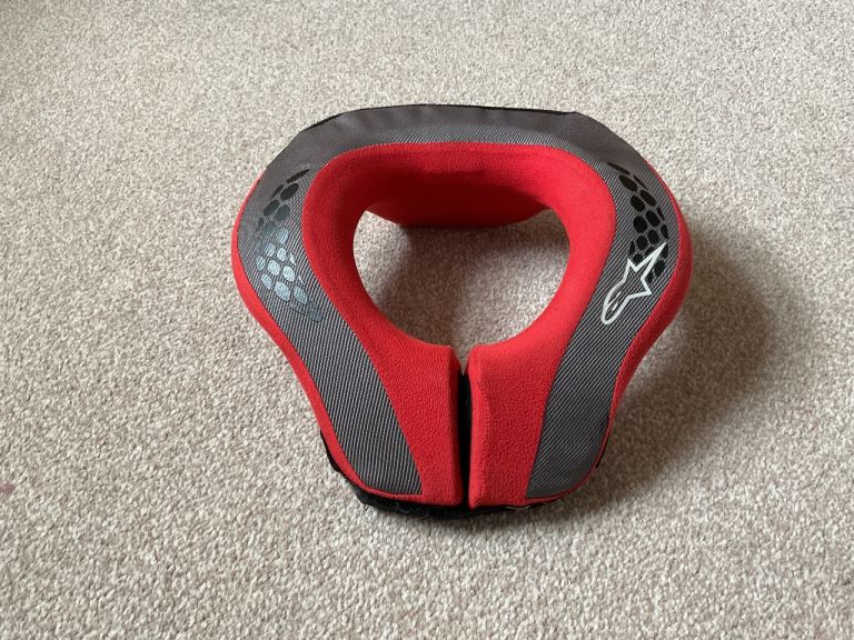 Alpinestars Sequence Motocross Neck Brace Youth size L/XL MX QUAD KARTING RACE COLLAR ROLL PITBIKE