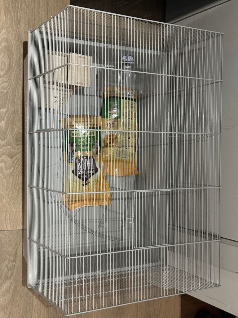 Hamster cage & bathing sand  