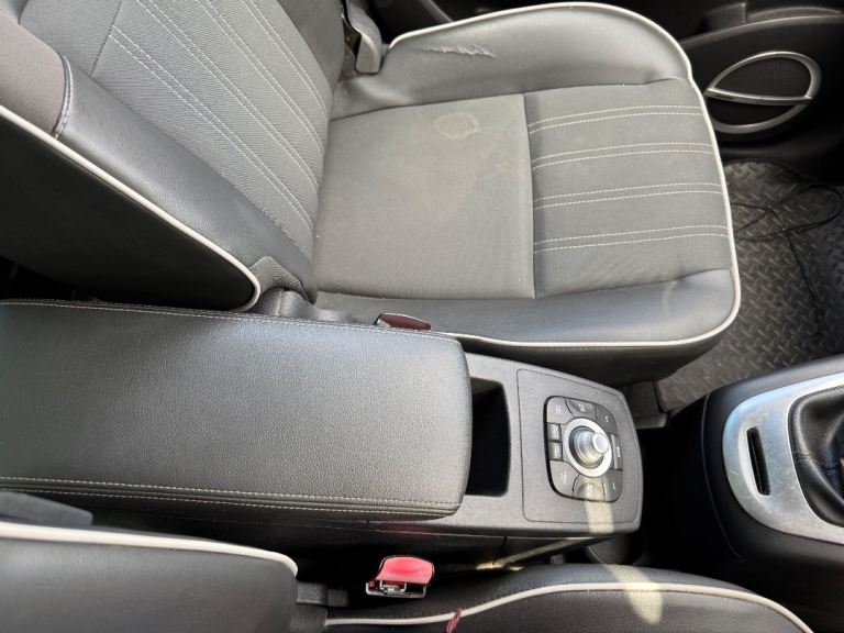 Renault, SCENIC, MPV, 2013, Manual, 1598 (cc), 5 doors