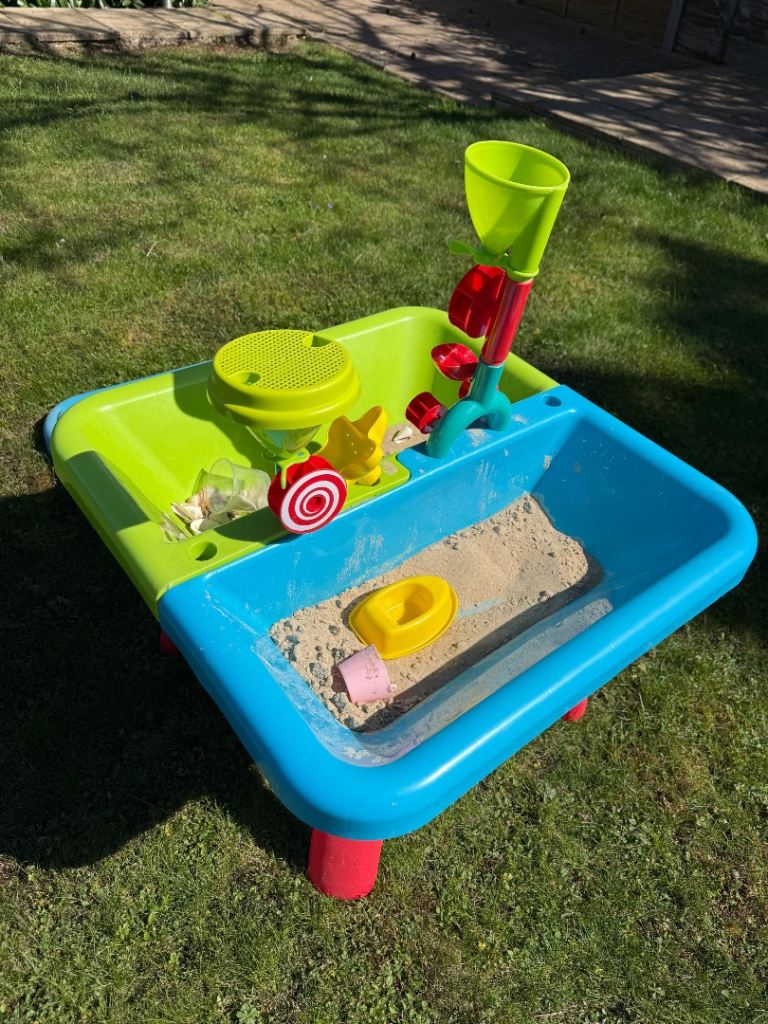 Children’s Sand and Water table
