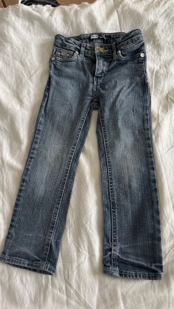 Levi’s jeans 99% cotton - 4 function pockets 