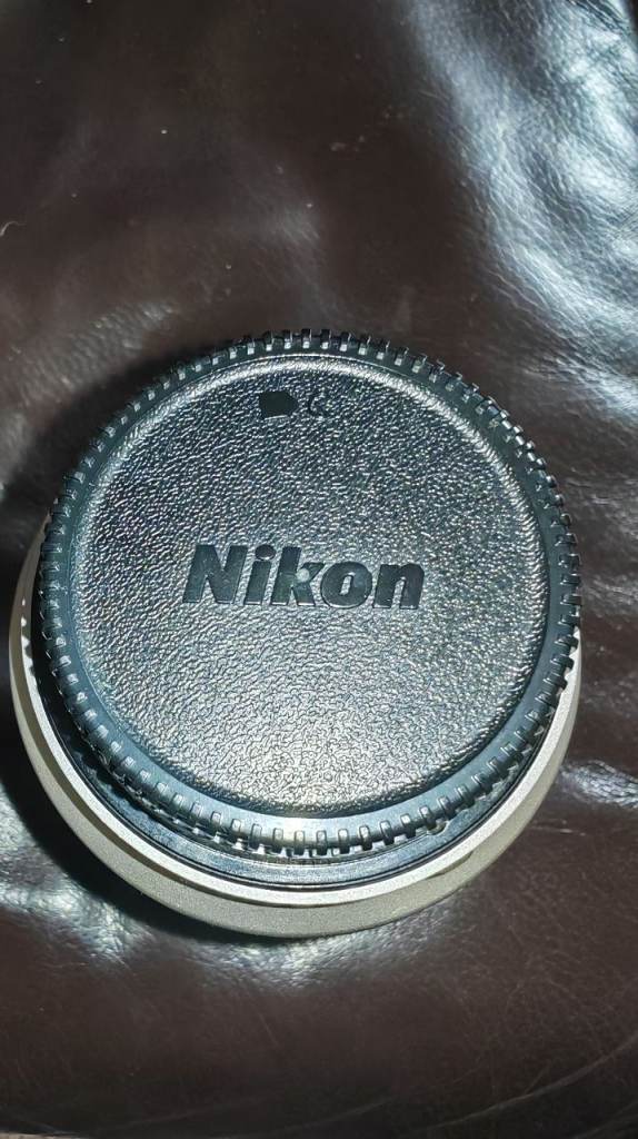 Nikon F-mount 70-300mm zoom lend