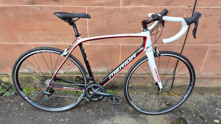 NEW Full Carbon Road Bike 54cm