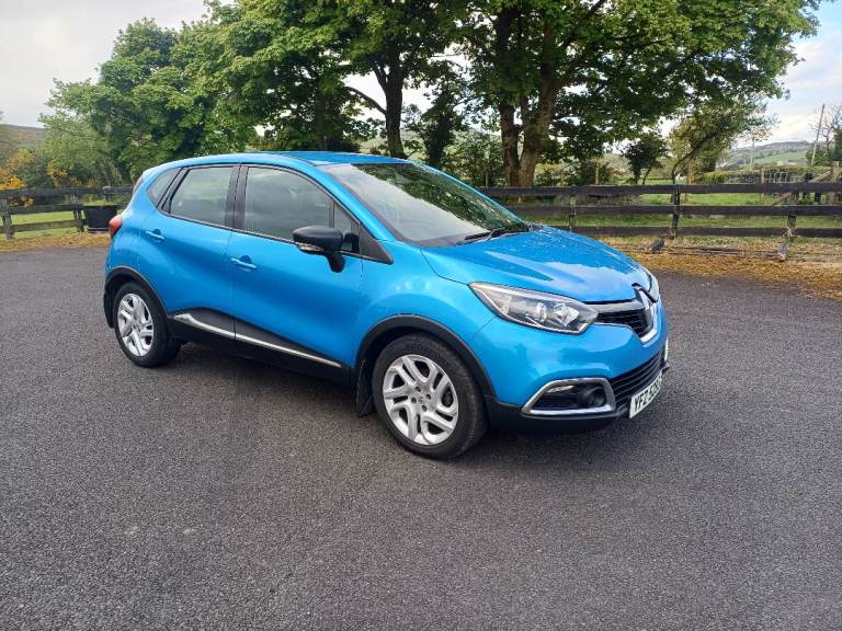 2015 renault capture 1.5 full year mot £2995