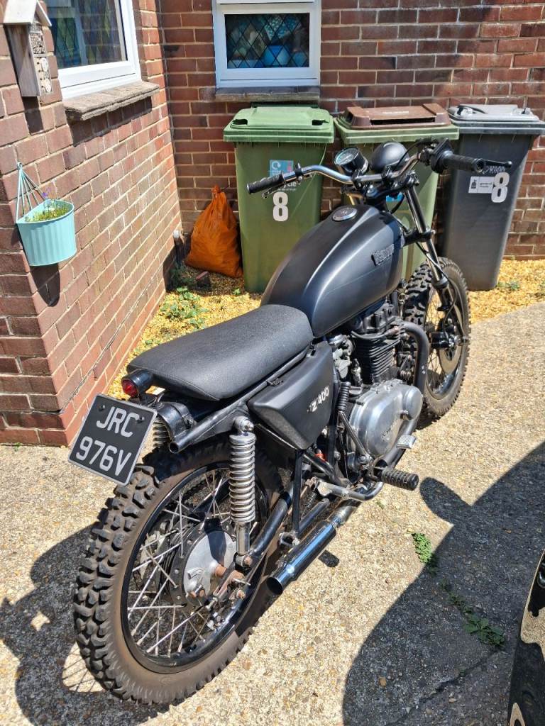 Kawasaki z400 flat tracker/Scrambler rat