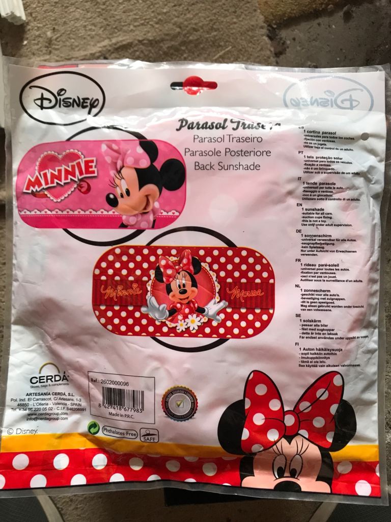 Minnie Mouse car window parasol sun blind