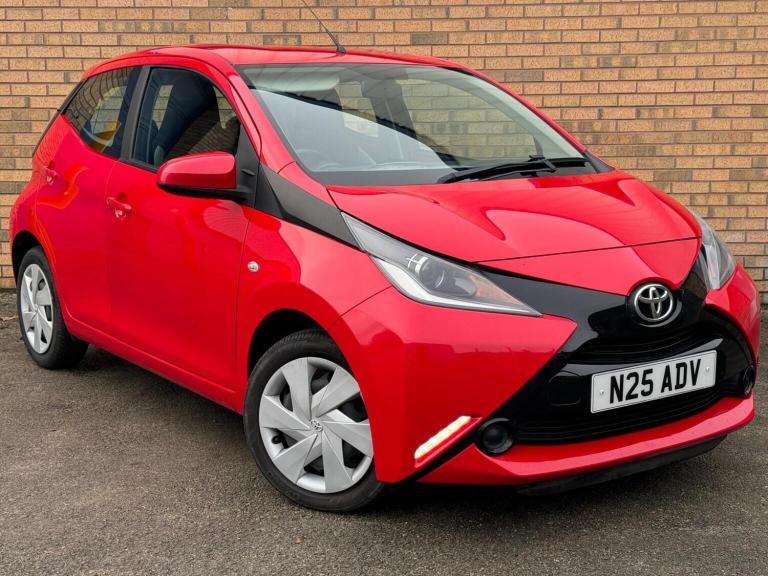 TOYOTA AYGO 1.0 VVT-i x-play Euro 6 5dr 2017