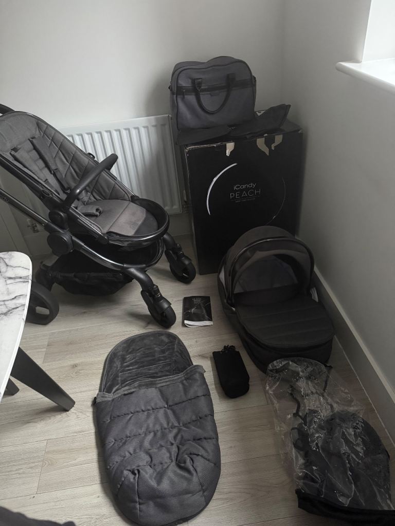 iCandy Peach pushchair travel system 
