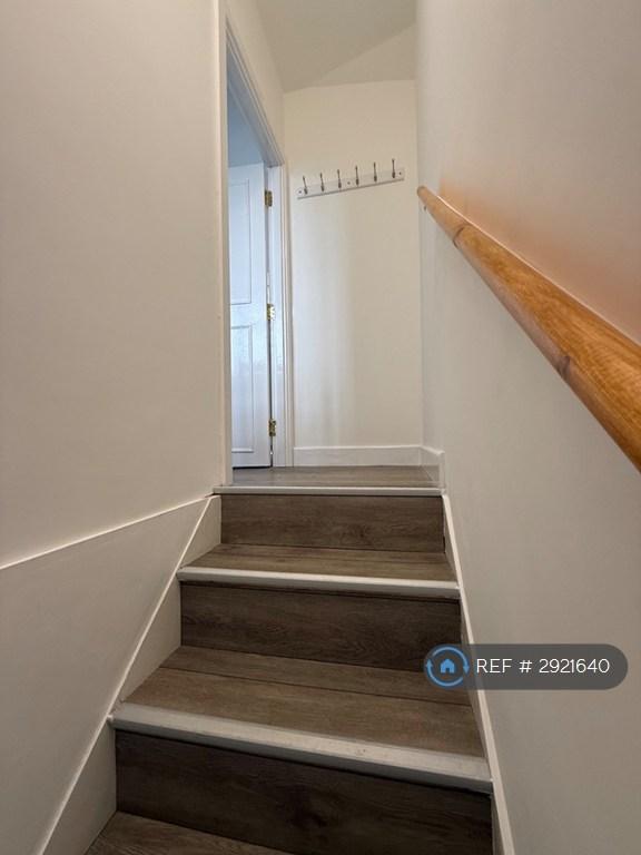 Studio flat in Croydon Road, Beckenham, BR3 (#2921640)