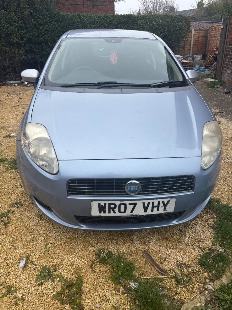 FIAT PUNTO 2007 1.2l PETROL £450 takes it today 