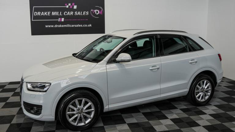 AUDI Q3  2014
