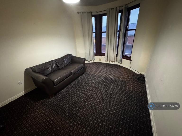 1 bedroom flat in Kirkwood Street, Rutherglen, Glasgow, G73 (1 bed) (#3074778)