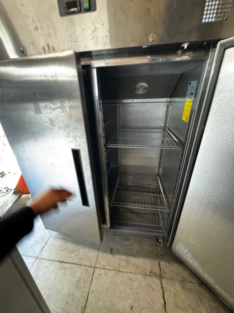 Commercial double door fridge polar cafe shop restaurant 