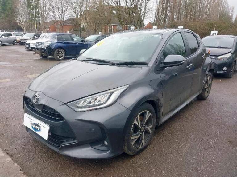 BREAKING TOYOTA YARIS 1.5 PETROL 2024 STOCK NUMBER YY68