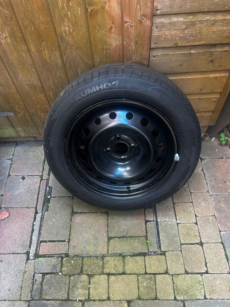 New car wheel 
