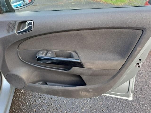 2012 Vauxhall Corsa 1.2 Exclusiv 5dr [AC] HATCHBACK Petrol Manual