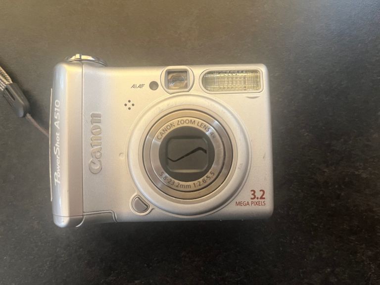 Digital camera