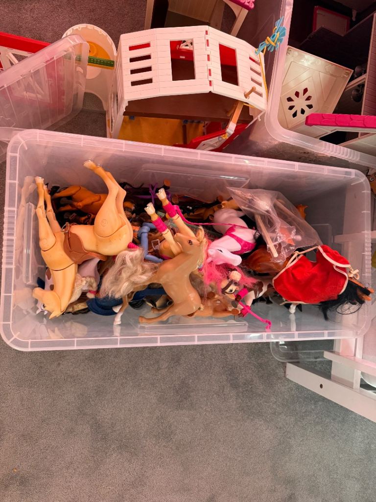 Huge Barbie sets 💕