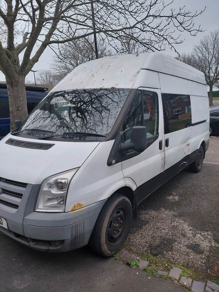 Ford transit 2011