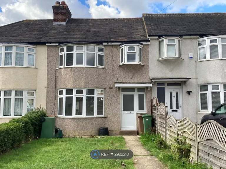 3 Bedroom House to Let in North Cheam Sutton