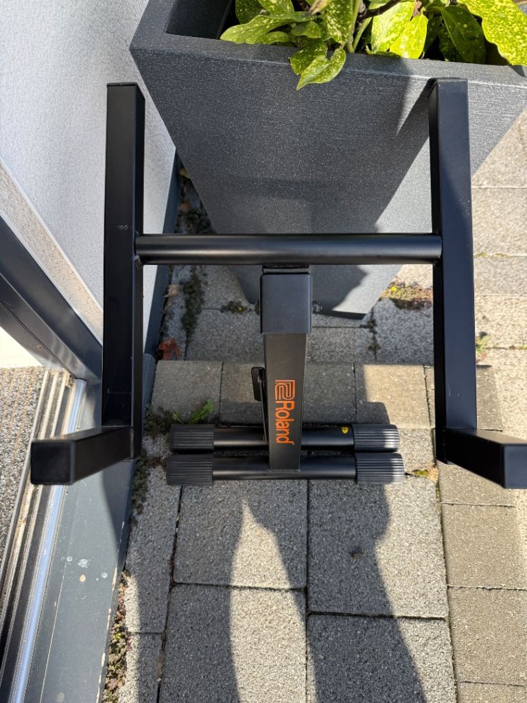 Guitar Amp Stand 