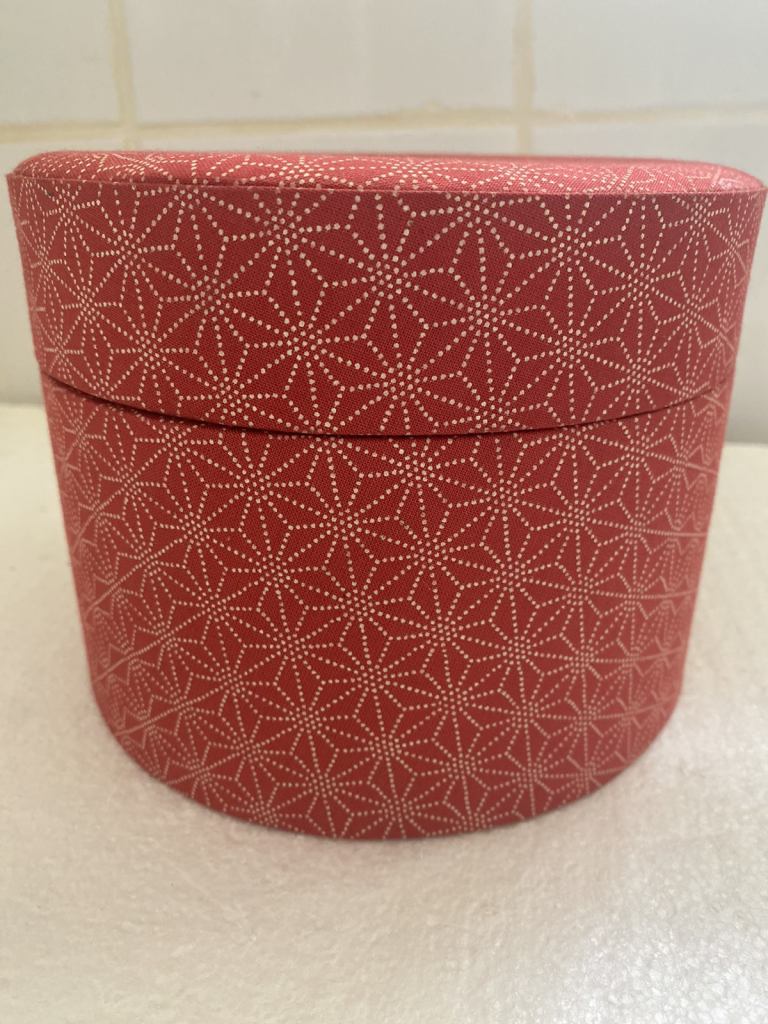 Jewellery round storage box . 