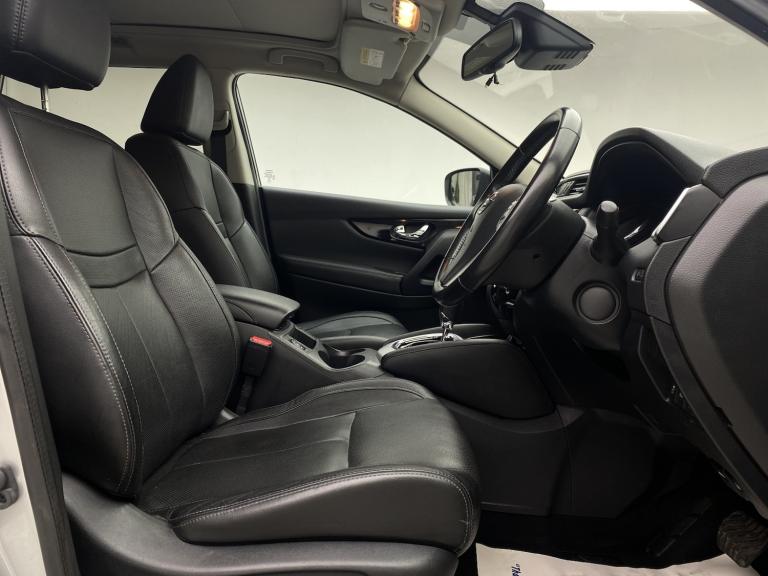 NISSAN QASHQAI 1.6 dCi Tekna 2016