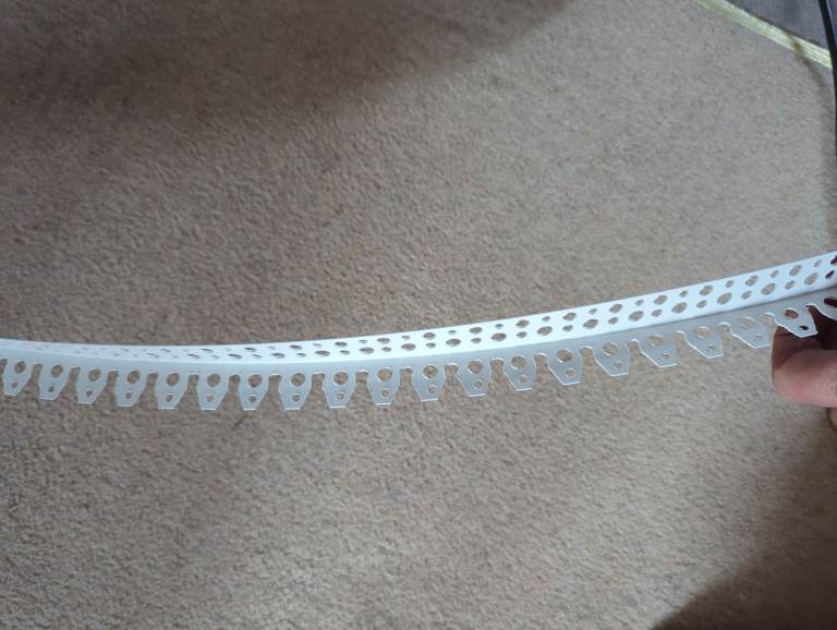 New White Plastic Soffit Vent Strip – 1 Meter