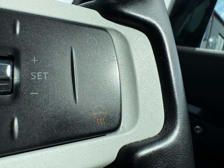 2023 Land Rover Defender 3.0 D250 Hard Top SE Auto PANEL VAN DIESEL Automatic