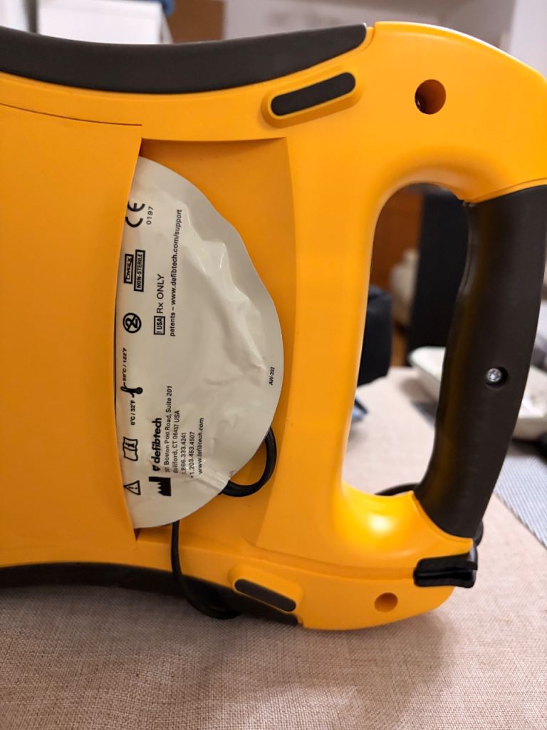 Defibtech Lifeline AED  - Good Condition