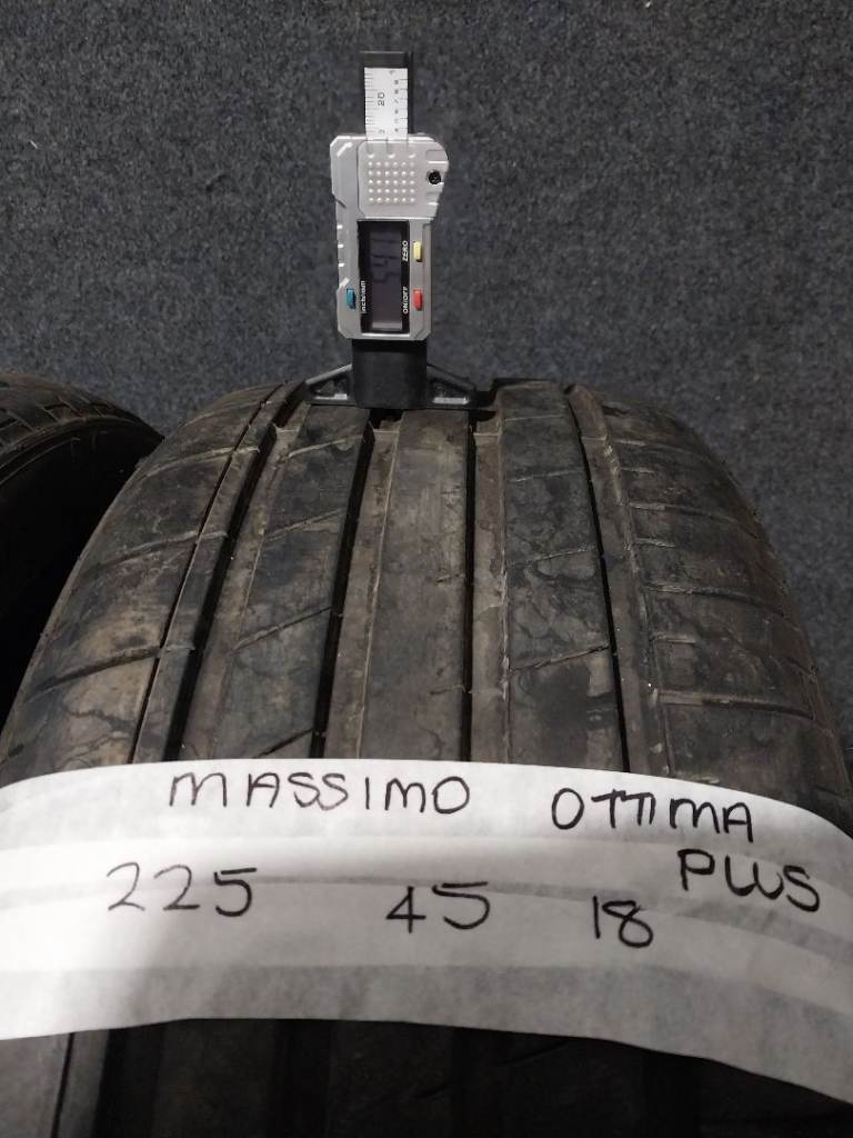 Part worn tyres Massimo Ottima Plus 225 45 18 - set of 2
