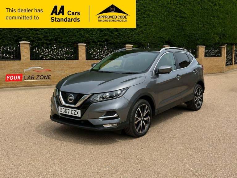 2017 Nissan Qashqai 1.2 DiG-T N-Connecta 5dr HATCHBACK PETROL Manual