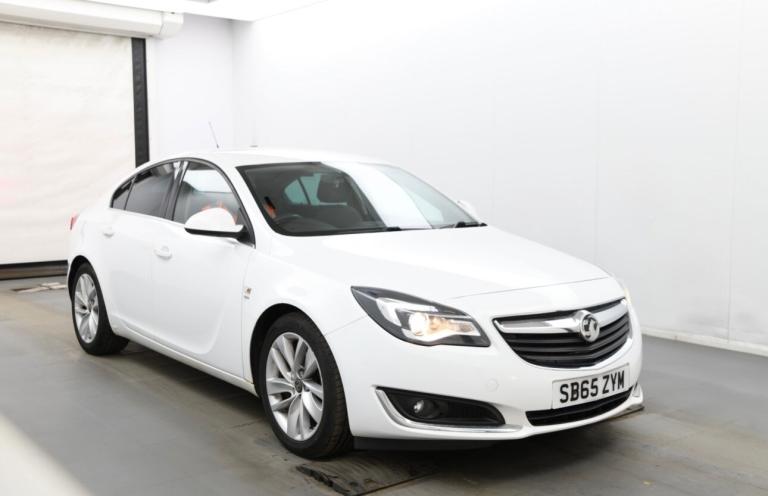 2015 Vauxhall Insignia 1.6 CDTi SRi 5dr [Start Stop] HATCHBACK Diesel Manual