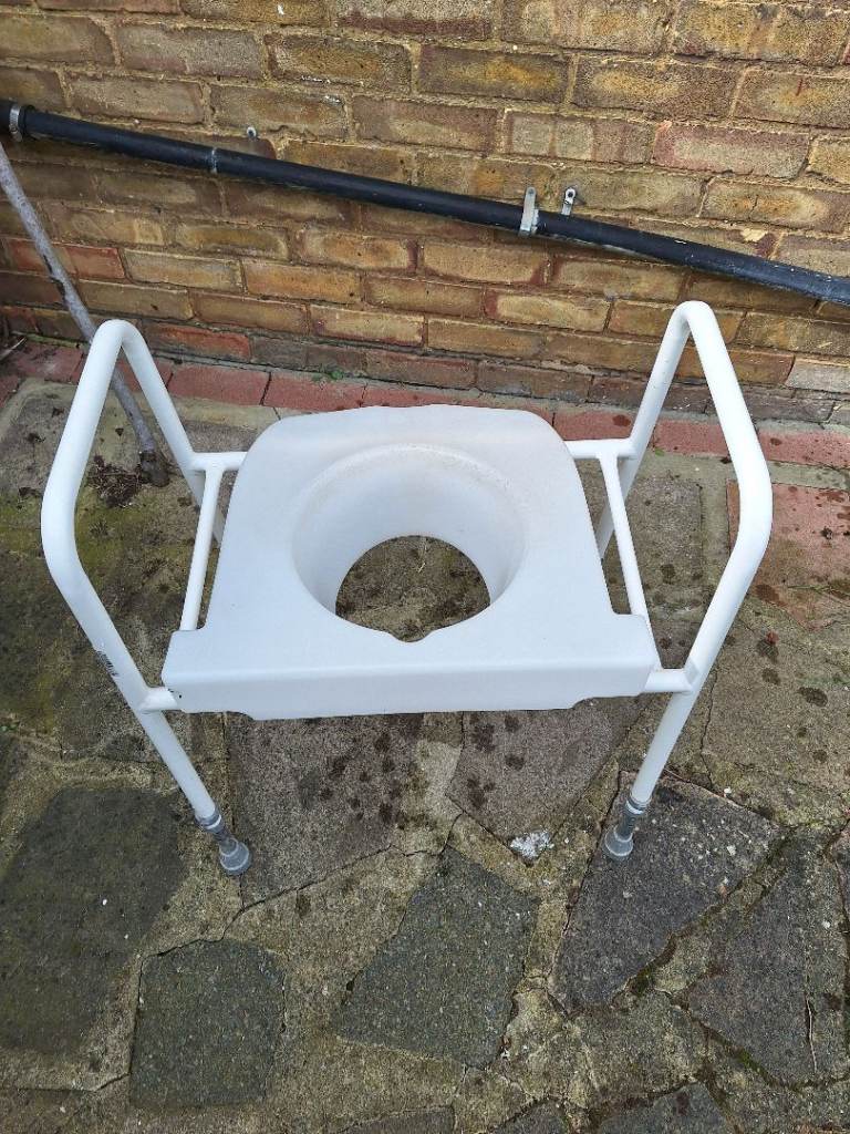 Toilet Frame for elderly 