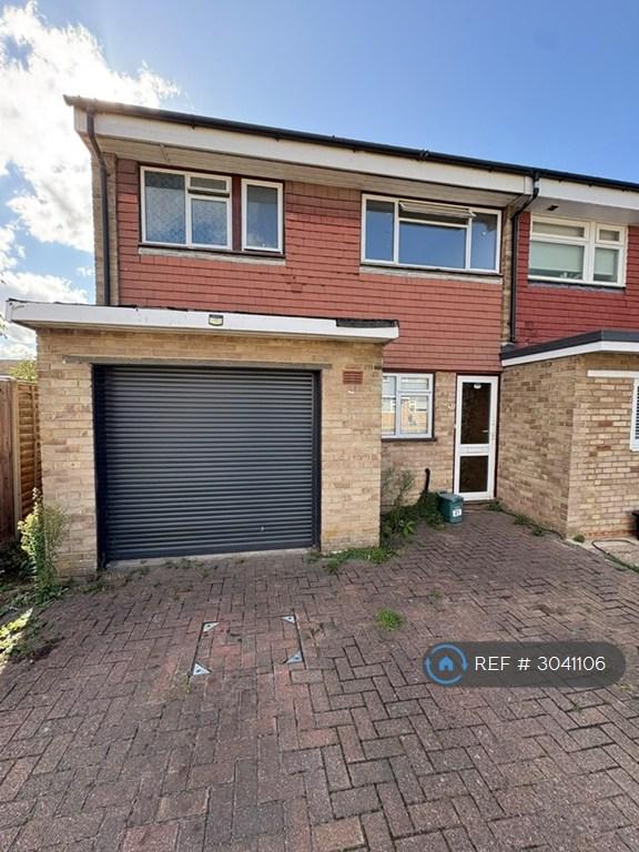 3 bedroom house in Chantry Lane, London Colney, St. Albans, AL2 (3 bed) (#3041106)