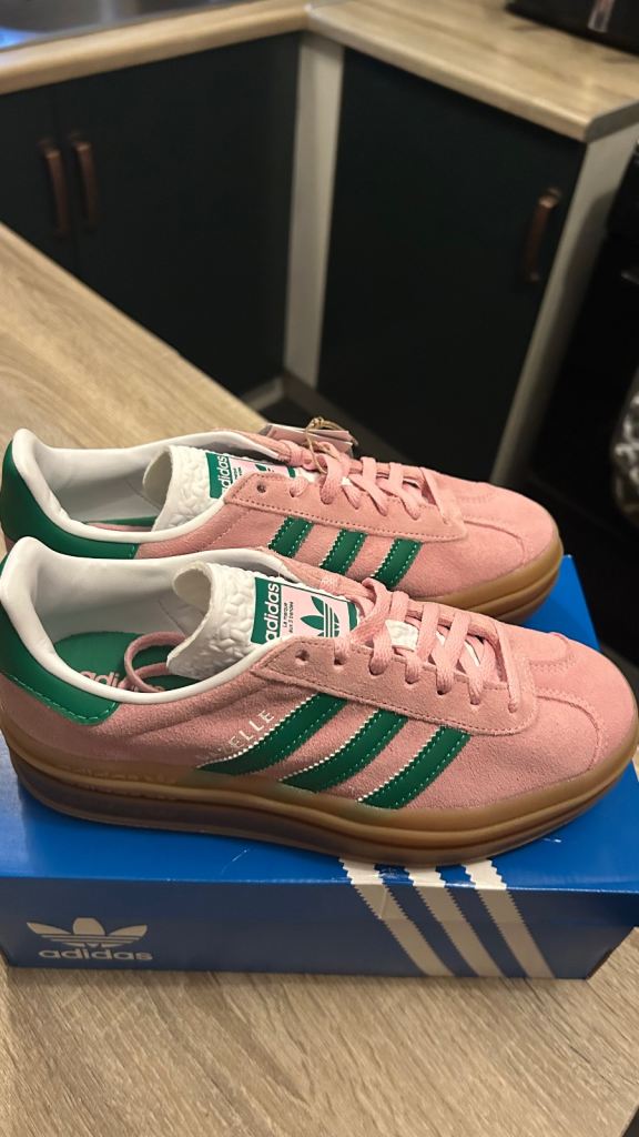 Adidas gazelle pink/green women’s trainers uk size 5 brand new with tags 