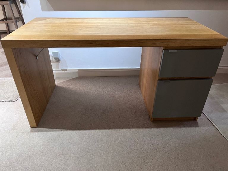 Oak veneer desk with storage £65