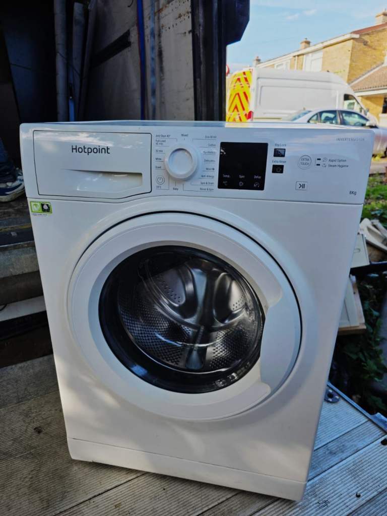 08Kg Washing Machine for £130