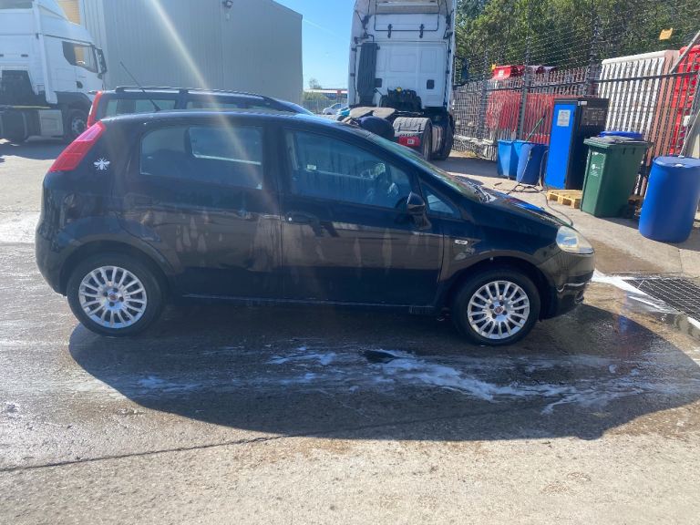 Fiat, GRANDE PUNTO, Hatchback, 2009, Manual, 1368 (cc), 5 doors