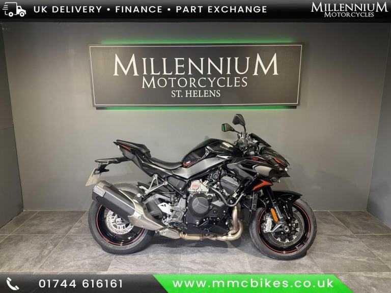 2026 KAWASAKI ZH2 HIGH PERFORMANCE SUPERCHARGED NAKED MOTORCYCLE