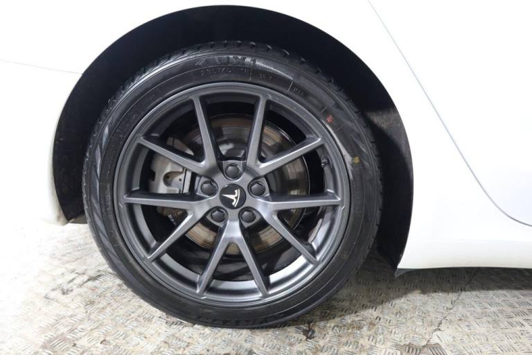 2021 Tesla Model 3 Long Range AWD 4dr Auto SALOON ELECTRIC Automatic