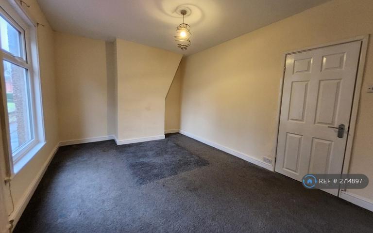 2 bedroom house in Schofield Street, Leigh, WN7 (2 bed) (#2714897)