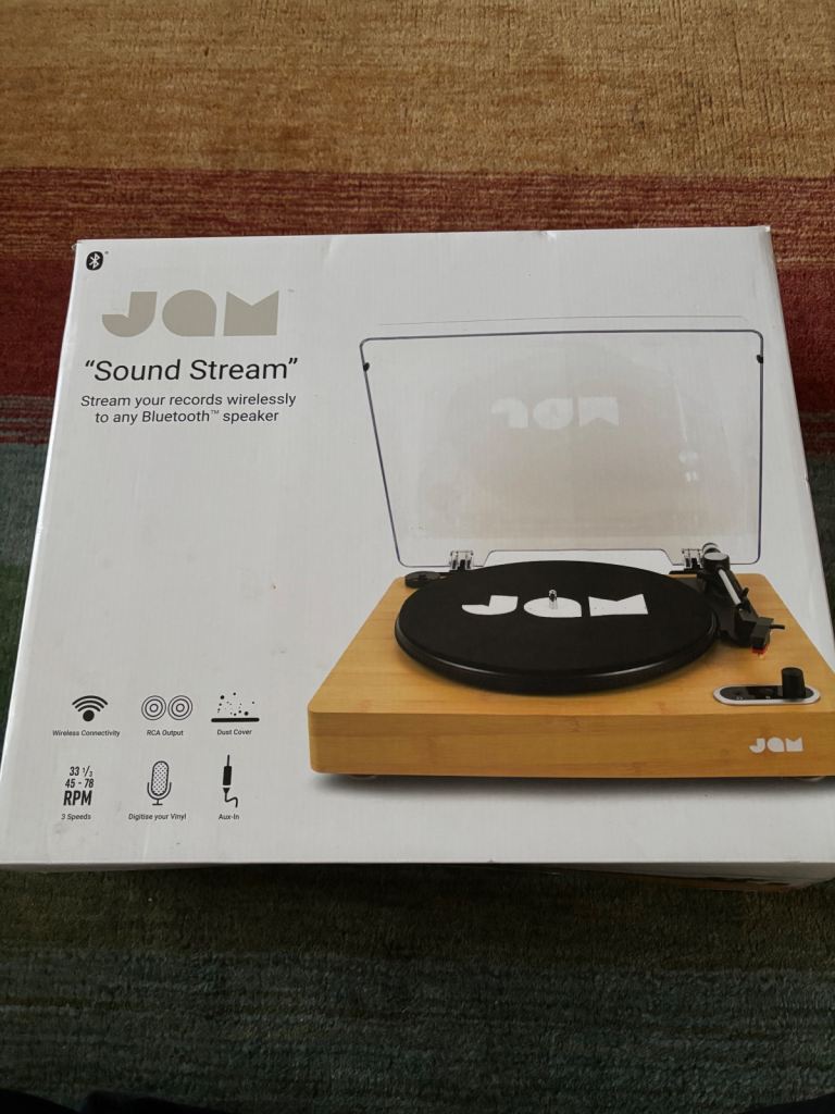 Record Player w Bluetooth 