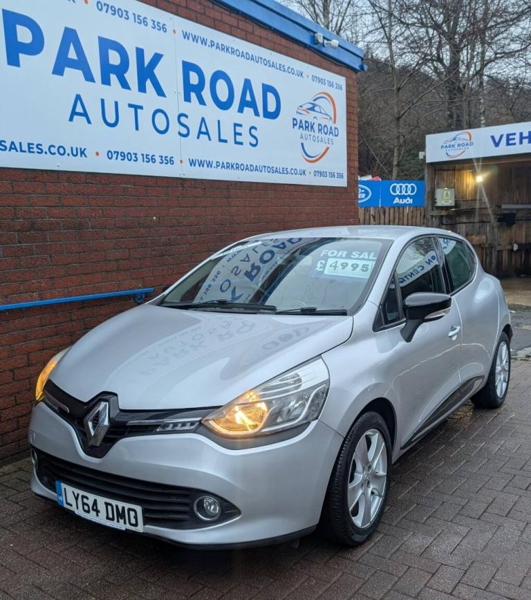 RENAULT CLIO 1.5 Dynamique MediaNav dCi 90 Stop & Start 2014
